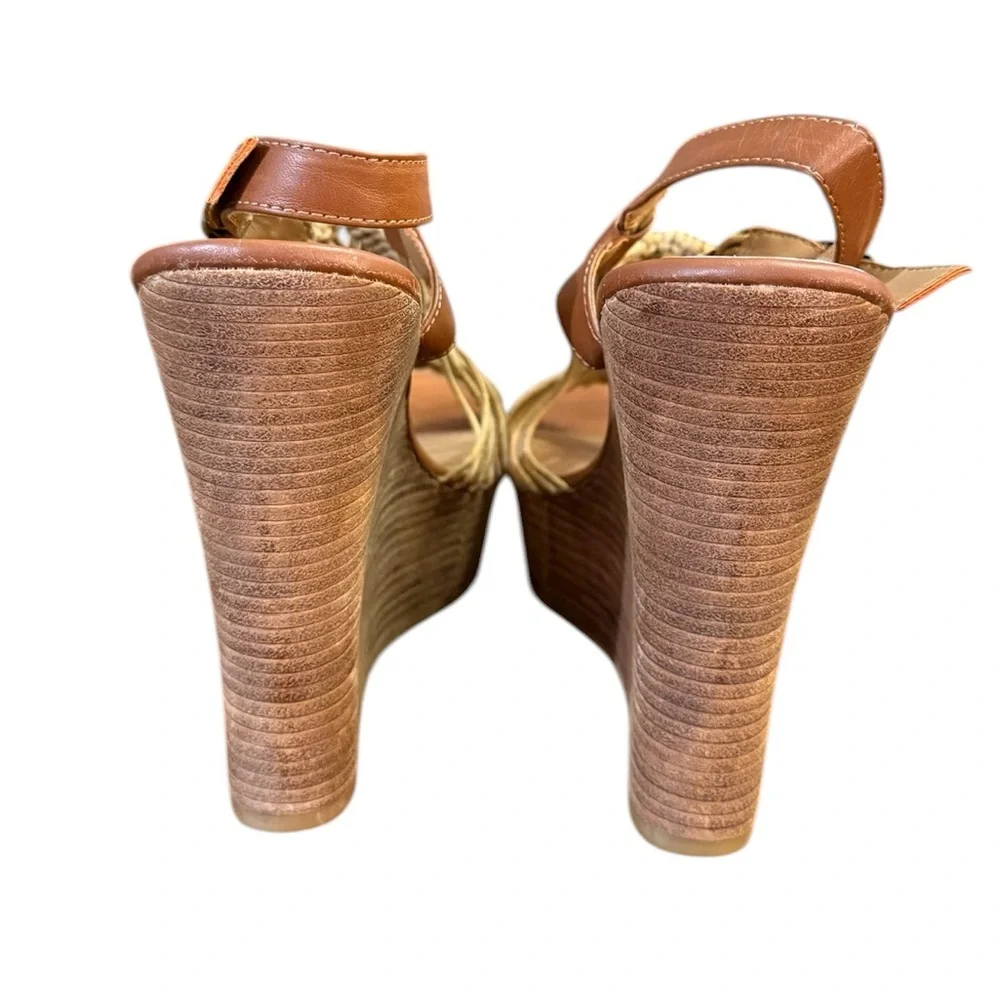MIA macrame gladiator